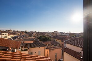 Luxury Penthouse, 3 Bedrooms | Balcony - AwesHome - Lungarno Bellavista Penthouse (Pisa)