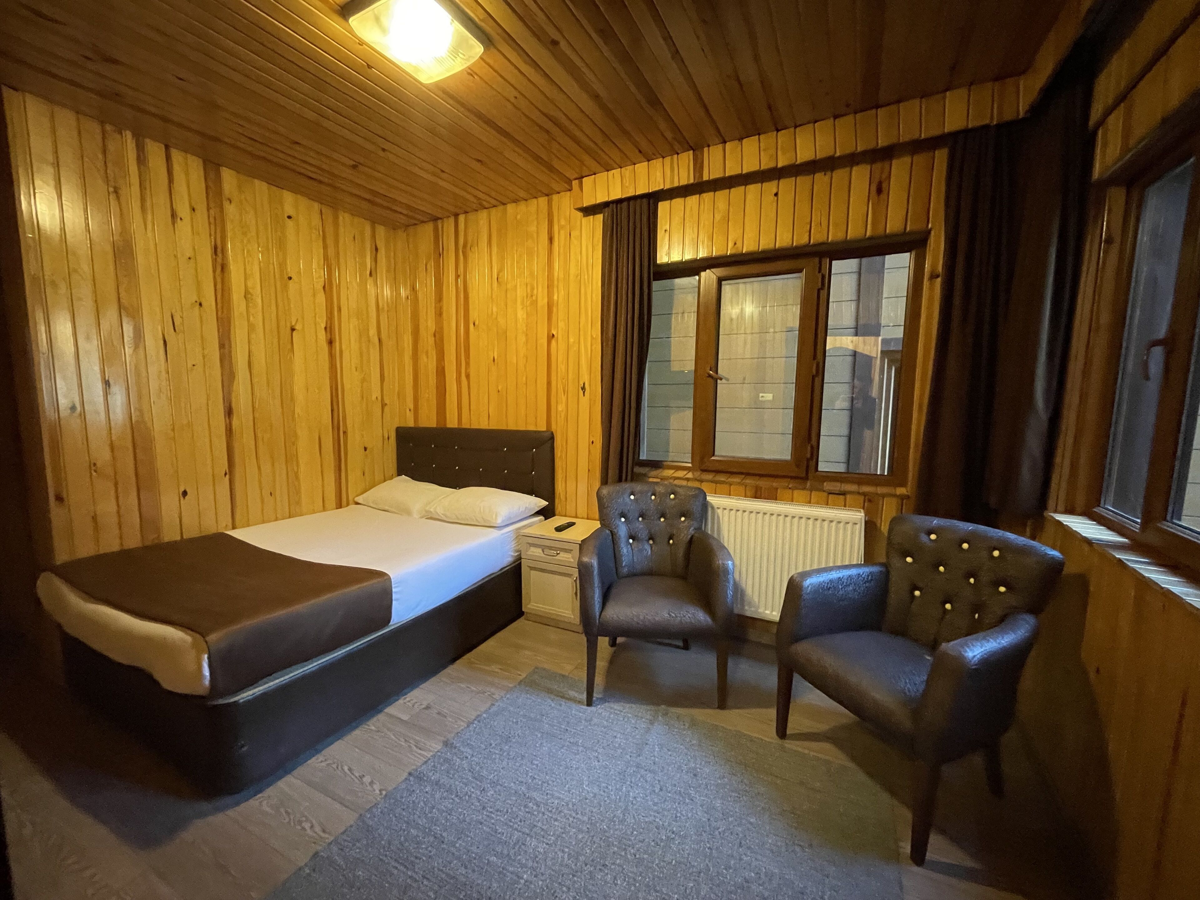 In-room safe, desk, soundproofing, iron/ironing board (on request)