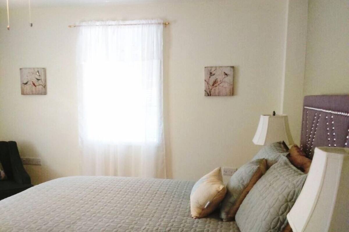 1 bedroom, iron/ironing board, free WiFi