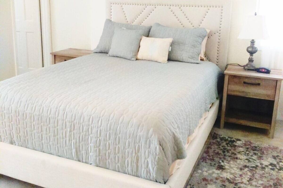 1 bedroom, iron/ironing board, free WiFi
