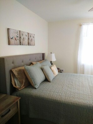1 bedroom, iron/ironing board, free WiFi