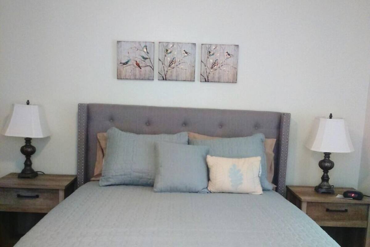 1 bedroom, iron/ironing board, free WiFi