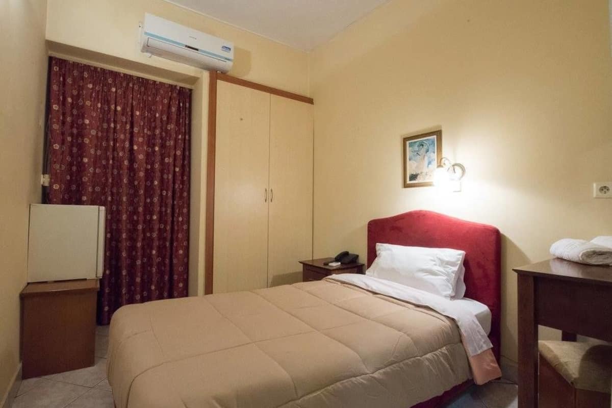 Classic Single Room | Peti besi dalam bilik, seterika/papan seterika, Wi-fi percuma