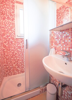 Apartment, 2 Schlafzimmer | 2 Schlafzimmer, Bügeleisen/Bügelbrett, Babybetten, kostenloses WLAN