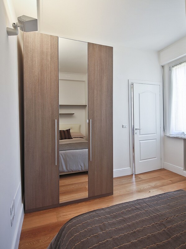 Apartment, 1 Bedroom | 1 bedroom, cots/infant beds, free WiFi, bed sheets - Brunelleschi (Florence)
