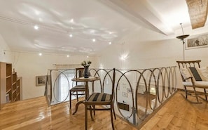Apartment, 1 Bedroom | 1 bedroom, iron/ironing board, cribs/infant beds, free WiFi - Canova (Florence)