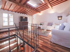 Apartment, 3 Schlafzimmer | 3 Schlafzimmer, Bügeleisen/Bügelbrett, Babybetten, kostenloses WLAN