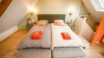 Comfort-Zimmer | 1 Schlafzimmer, individuell dekoriert, individuell eingerichtet