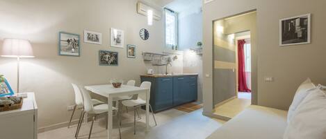 Appartement, 2 chambres | Coin cuisine privé