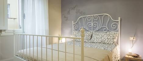 Apartment, 2 Schlafzimmer | 2 Schlafzimmer, Bügeleisen/Bügelbrett, Babybetten, kostenloses WLAN