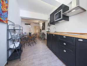 Apartment, 2 Bedrooms | Private kitchen | Fridge, microwave, stovetop, cookware/dishes/utensils - San Marco Suite III (Florence)
