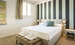 Apartment, 2 Bedrooms | 2 bedrooms, cribs/infant beds, free WiFi, bed sheets - San Marco Suite VII (Florence)