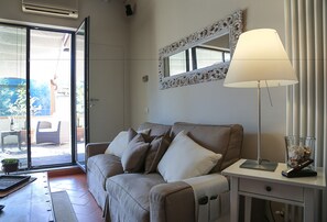 1 bedroom, iron/ironing board, cribs/infant beds, free WiFi - San Niccolo Terrace (Florence)