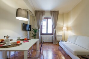 1 bedroom, iron/ironing board, cots/infant beds, free WiFi - Santa Maria Suite (Florence)