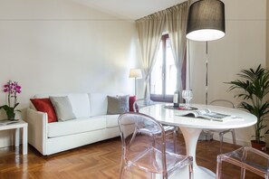 Interior - Santa Maria View (Florence)