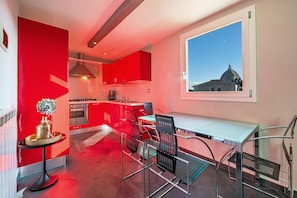 Apartment, 3 Bedrooms | Private kitchen | Fridge, microwave, oven, stovetop - Sant'Antonino (Florence)