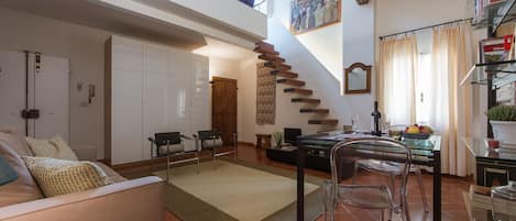 Studio | Oppholdsområde | TV og DVD-spiller