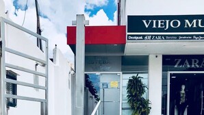Property entrance - EDIFICIO TORRE ESTEBAN (Cochabamba)
