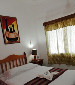 Deluxe Single Room, 1 Twin Bed, Non Smoking | Free WiFi, bed sheets - Hotel La Union (Flores)