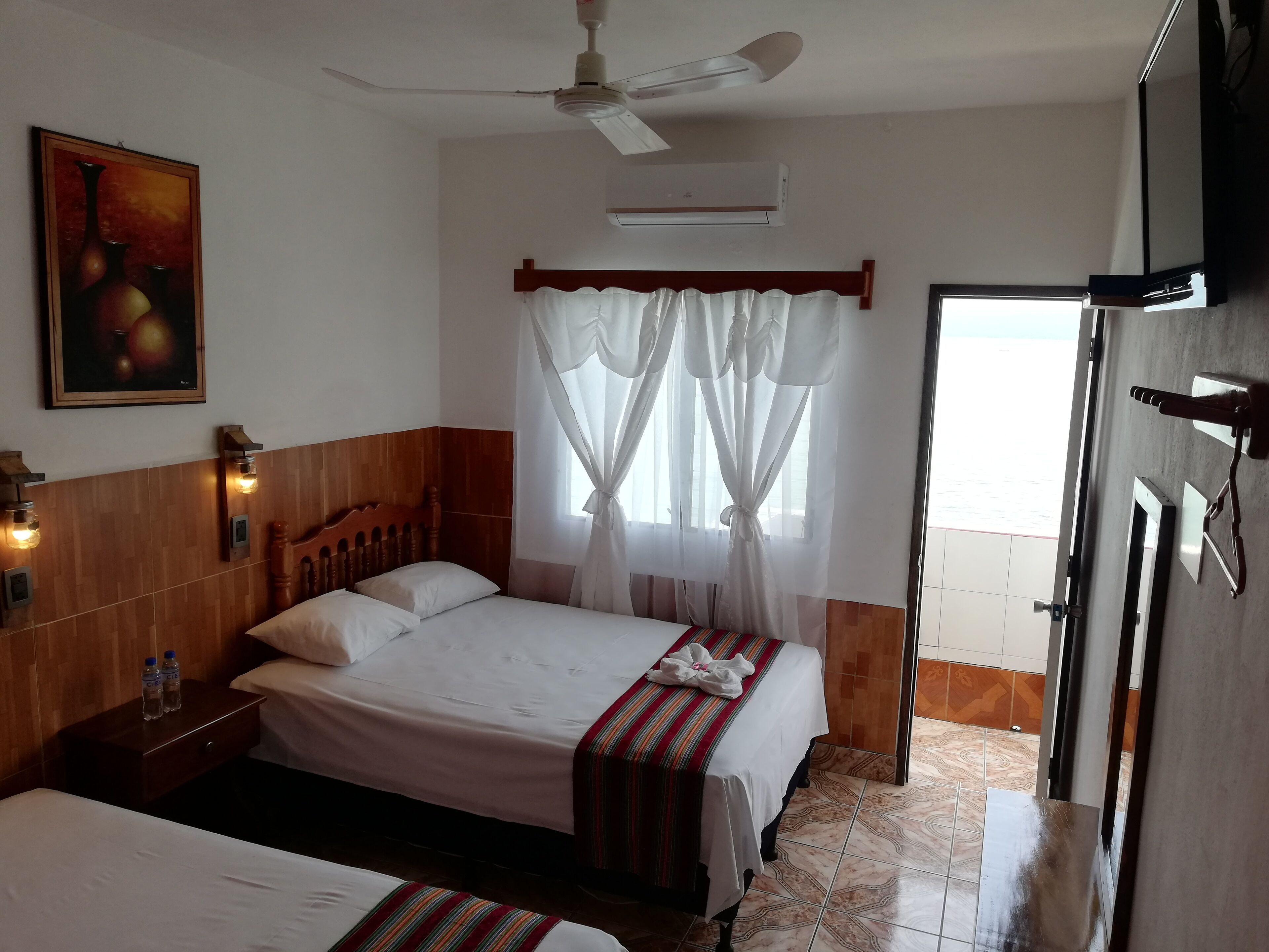 Deluxe Double Room, 2 Twin Beds, Non Smoking, Beachfront | Free WiFi, bed sheets
