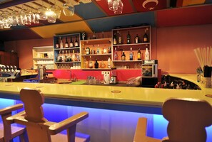 Bar (on property) - Sun Kiss Otel (Manavgat)