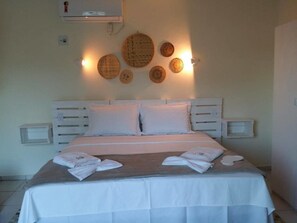 スーペリア 4 人部屋 | 高級寝具、WiFi (無料)、ベッドシーツ