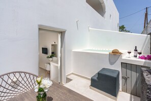 房內夾萬、床單