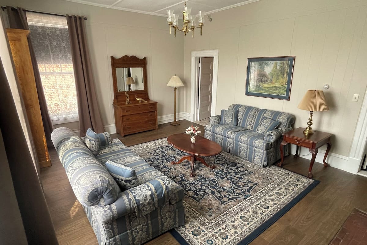 1 chambre, décoration personnalisée, ameublement personnalisé