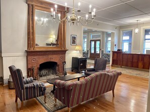 Lobby - Brandon Inn (Brandon)