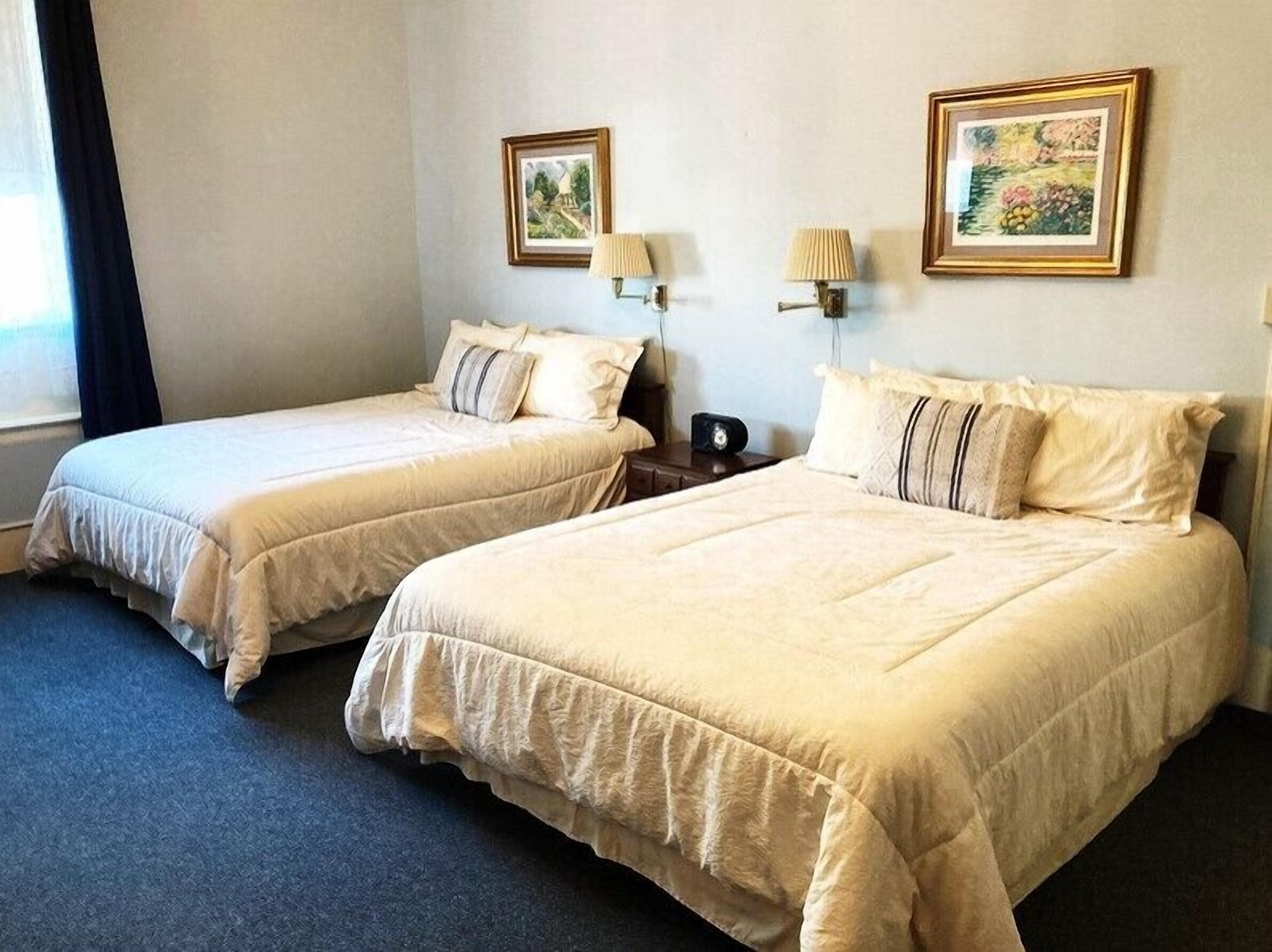 Phòng đôi Deluxe, 2 giường cỡ queen | Trang trí khác biệt, trang bị nội thất với thiết kế riêng biệt 