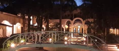Bagian depan properti