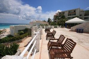 Sun deck - AR Solymar (Cancun)
