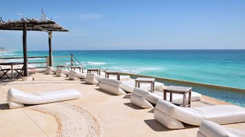 Vue depuis lâhĂ©bergement