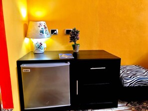 Family Room, 1 Bedroom, Non Smoking | Room amenity