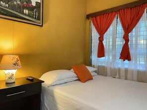 Wifi gratis y ropa de cama