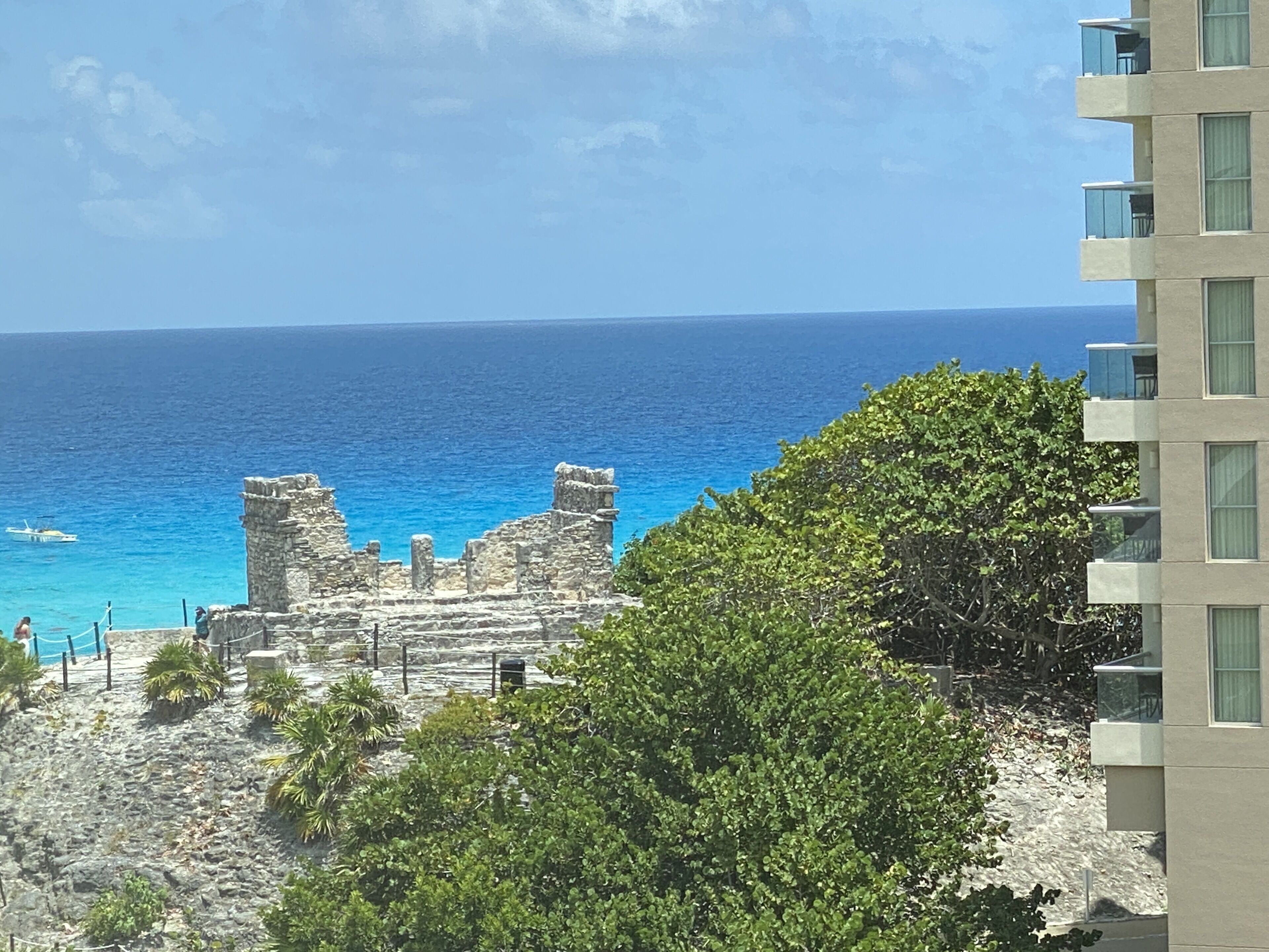 apartment, 2 bedrooms, kitchen, partial ocean view | beach/ocean view