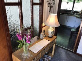 Mostrador para check-in y check-out