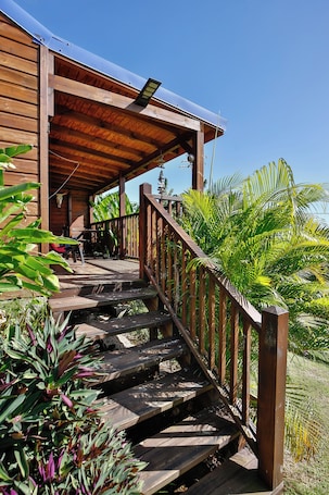Deluxe Room, 1 King Bed, Refrigerator, Sea View. Gite La Tortue Bleue