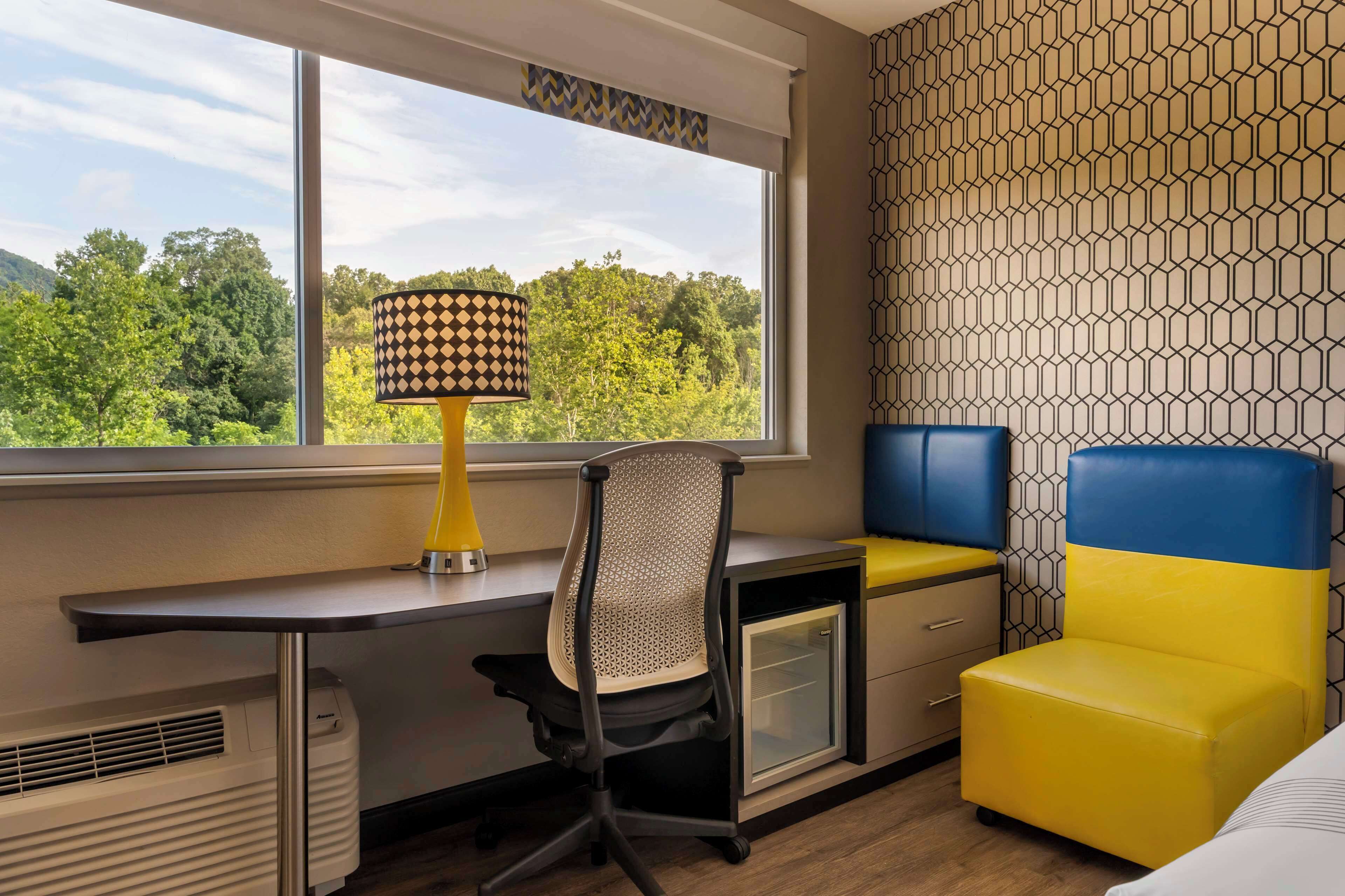 standard room, 2 queen beds, non smoking, refrigerator & microwave | 1 bedroom, premium bedding, in-room safe, desk