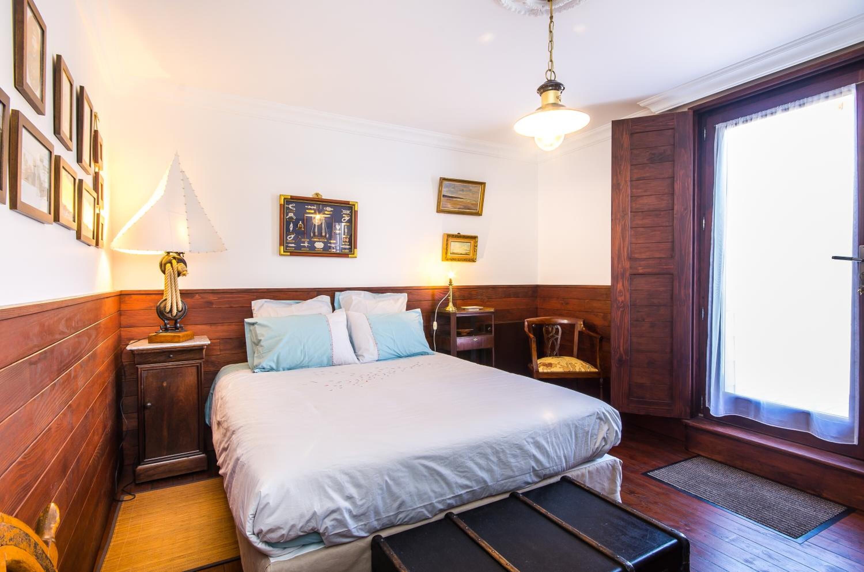 Photo - L'Hôme du Monde