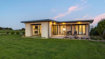 Luxury Cottage | Terrace/patio