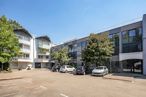 Free self parking - Tempologis - Meylan (Meylan)