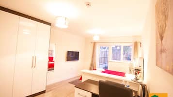 Studio Room 2 | Room amenity