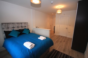 Room - Lees House (Uxbridge)
