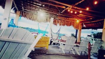 Snack bar