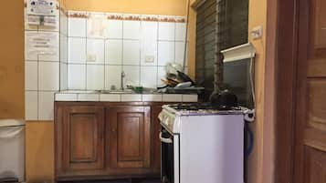 Refrigerador, microondas
