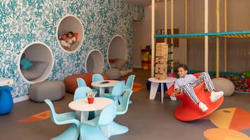 Children’s play area – indoor