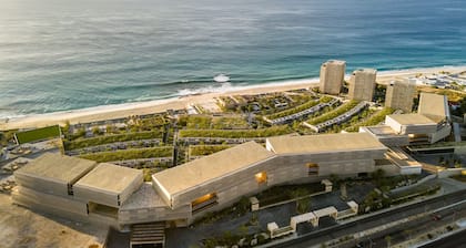 The Club at Solaz, Luxury Villas