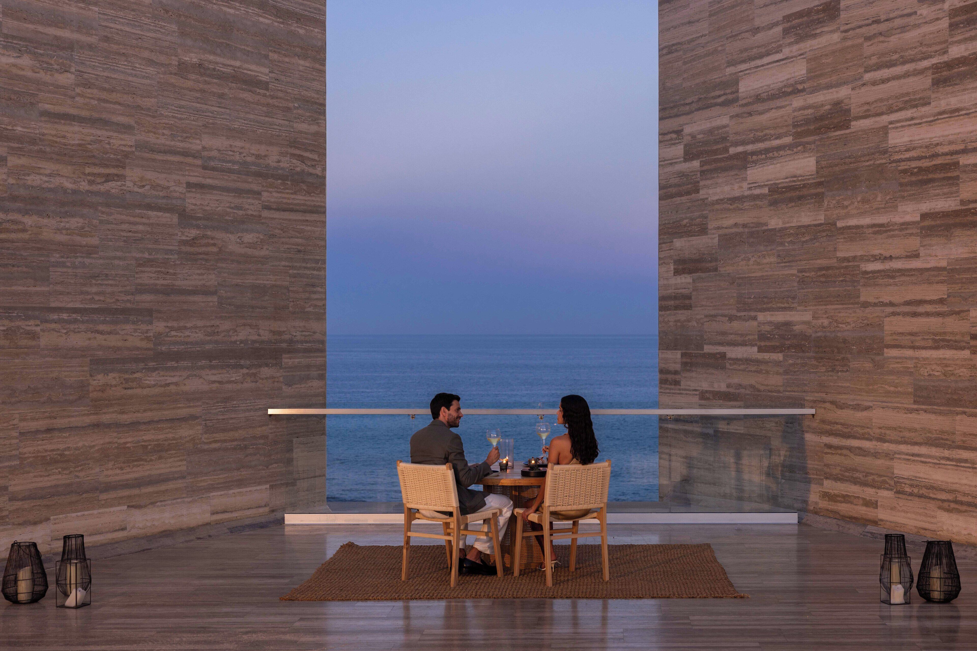 5 restaurantes; se sirve cocina italiana 