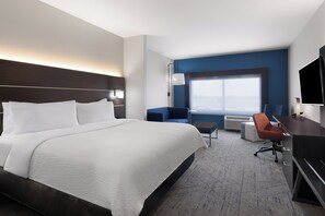 In-room safe, desk, blackout drapes, iron/ironing board - Holiday Inn Express and Suites West Memphis by IHG (West Memphis)
